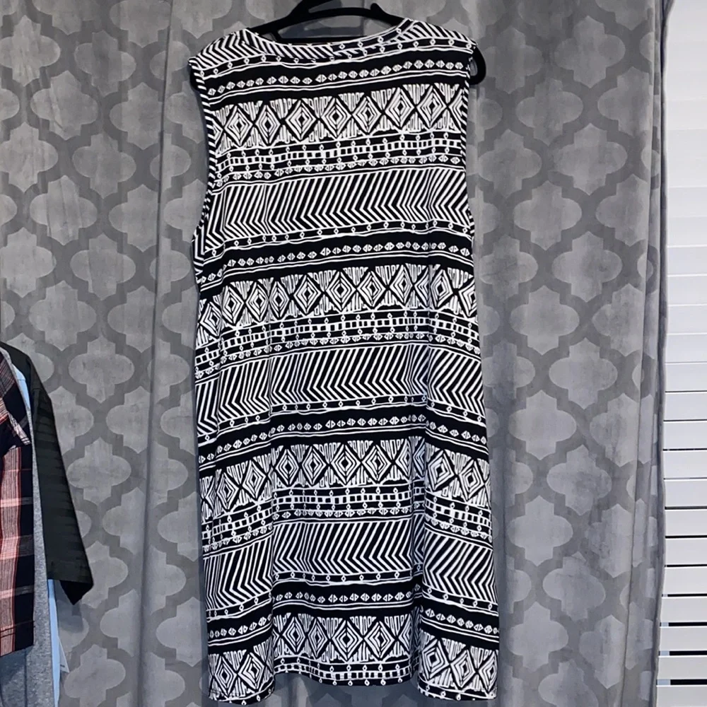 AB Studio Dress - Picture 3 of 4